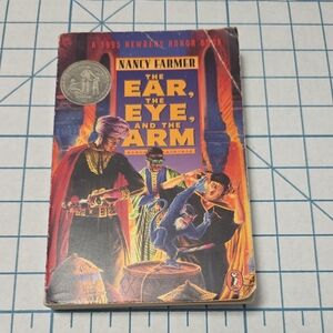 The Ear, the Eye, and the Arm by Nancy Farmer - Multicolor Paperback